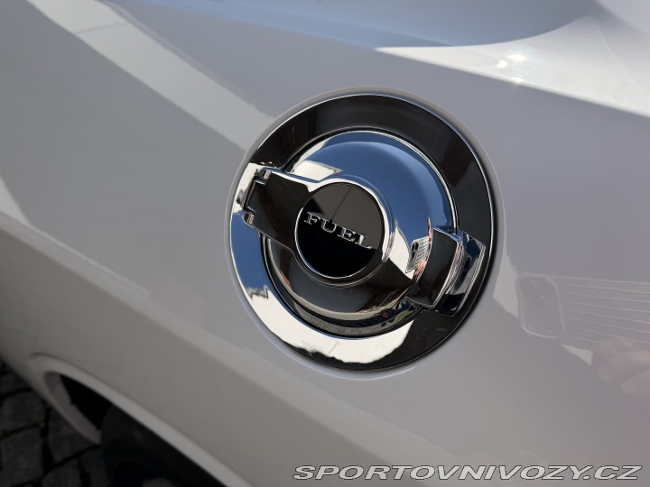 Dodge Challenger SRT8 392 6.4 V8 HEMI 2011