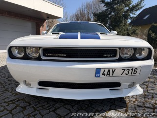 Dodge Challenger Dodge challenger srt8 392 2011