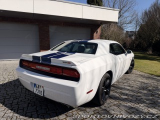 Dodge Challenger Dodge challenger srt8 392 2011