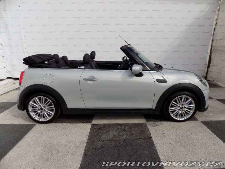 Mini Cooper 1.5i/El.střecha/2.Maj.ČR/ 2021
