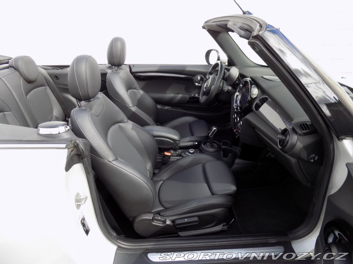 Mini Cooper 1.5i/El.střecha/1.Maj.ČR/ 2021