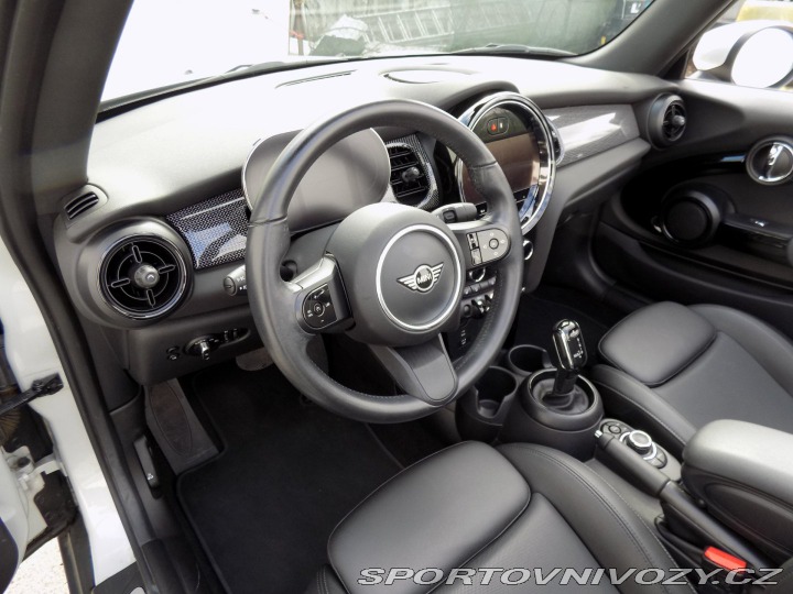 Mini Cooper 1.5i/El.střecha/1.Maj.ČR/ 2021