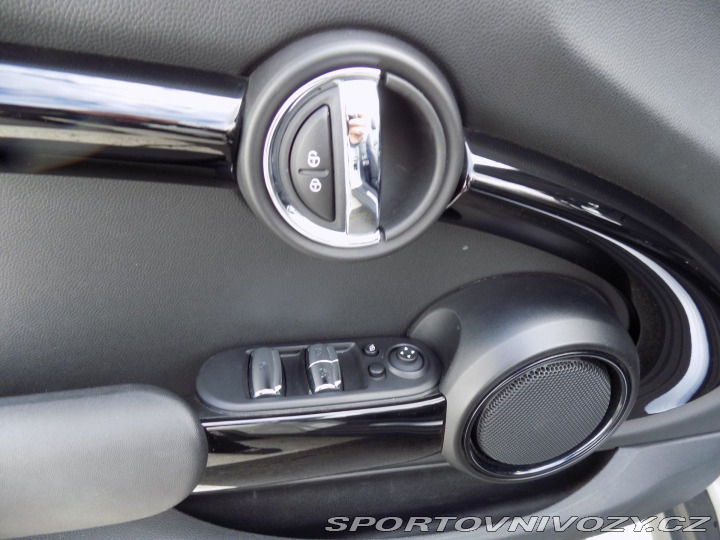 Mini Cooper 1.5i/El.střecha/2.Maj.ČR/ 2021