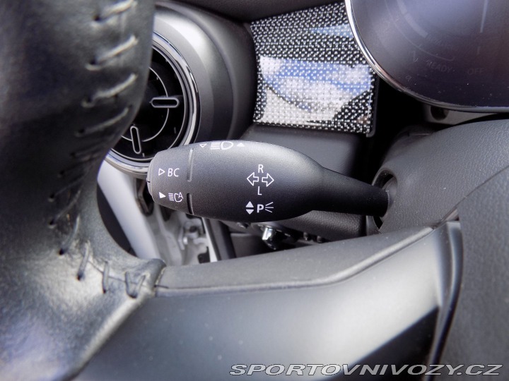 Mini Cooper 1.5i/El.střecha/1.Maj.ČR/ 2021