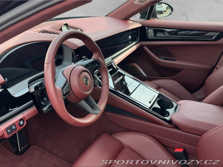 Porsche Panamera Turbo E-Hybrid 2025