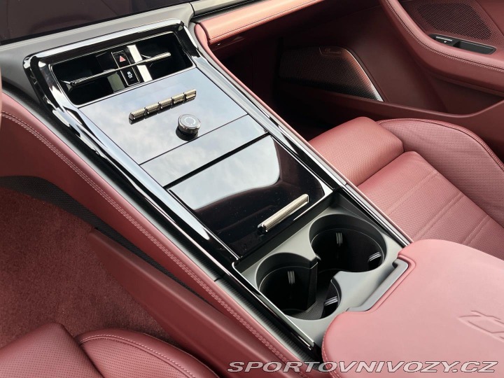 Porsche Panamera Turbo E-Hybrid 2025