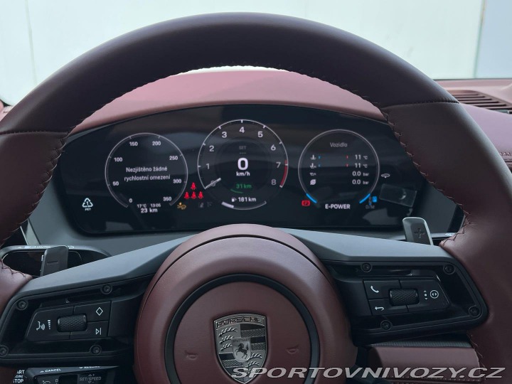 Porsche Panamera Turbo E-Hybrid 2025