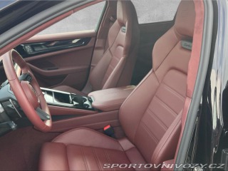 Porsche Panamera Turbo E-Hybrid 2025