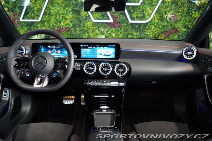 Mercedes-Benz CLA 35*AMG*4M*DISTRONIC*LED*C 2026