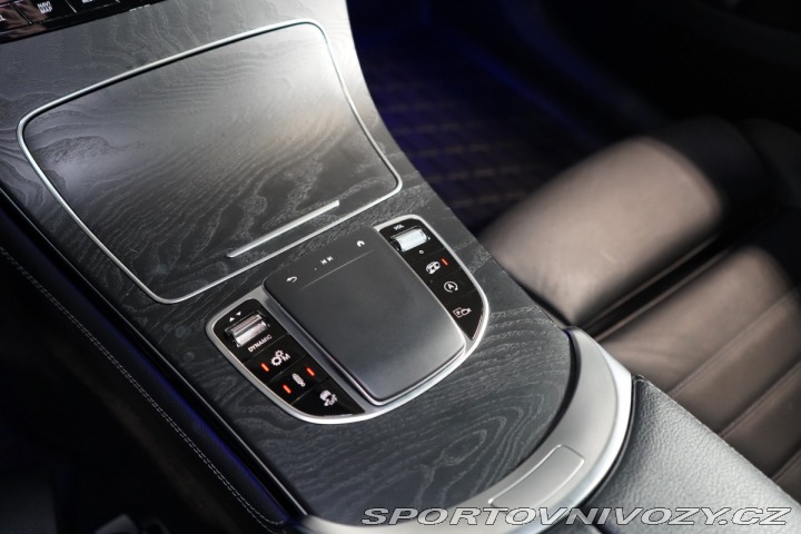 Mercedes-Benz Ostatní modely GLC 43*AMG*TAŽNÉ*NEZ.TOP*PANO 2020