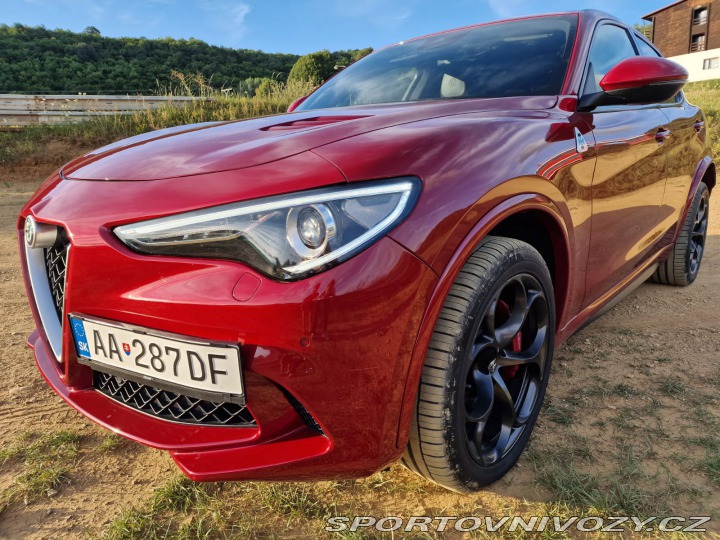 Alfa Romeo Stelvio Quadrifoglio 2019
