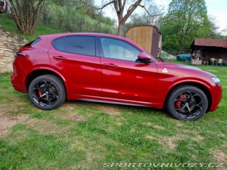 Alfa Romeo Stelvio Quadrifoglio 2019