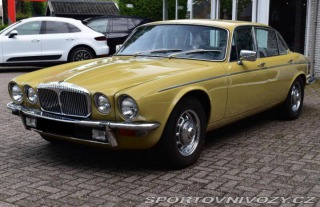 Ostatní značky Ostatní modely Daimler Double Six 5.3 V12 1975