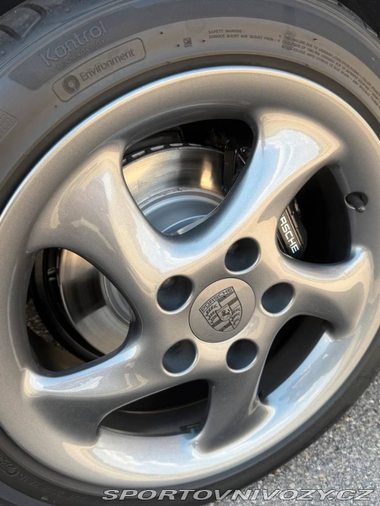 Porsche 911 964 Carrera 2 1990