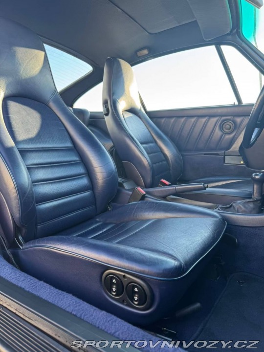 Porsche 911 964 Carrera 2 1990