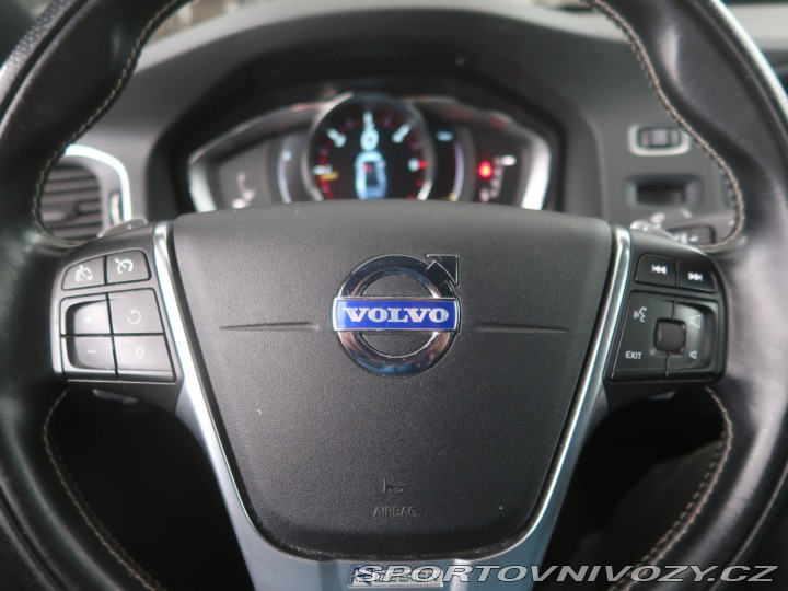 Volvo S60 R-Design D4 Polestar 2015