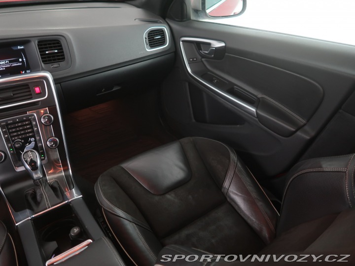 Volvo S60 R-Design D4 Polestar 2015