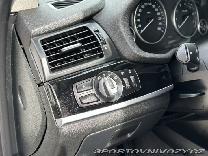 BMW X3 2,0 28i 245PS  Advantage 2017