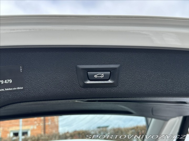 BMW X3 2,0 28i 245PS  Advantage 2017