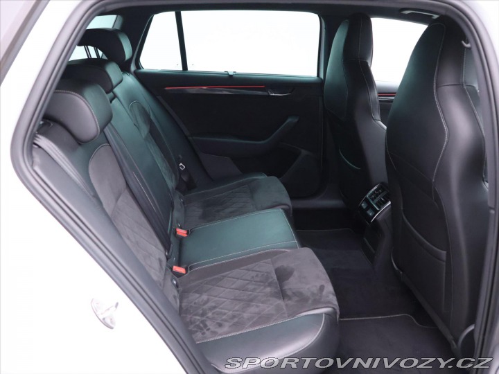 Škoda Superb 2,0 TSI 206kW 4x4 DSG Spo 2016