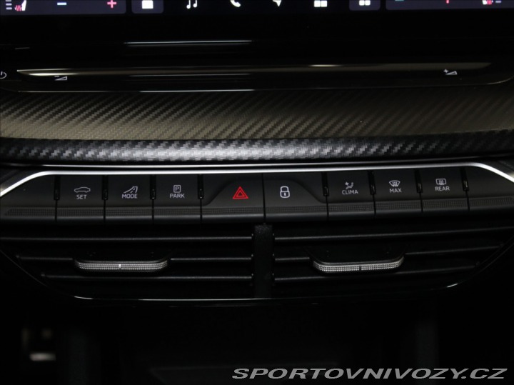 Škoda Octavia RS 2,0 TSi 195kW RS HeadUP D 2025