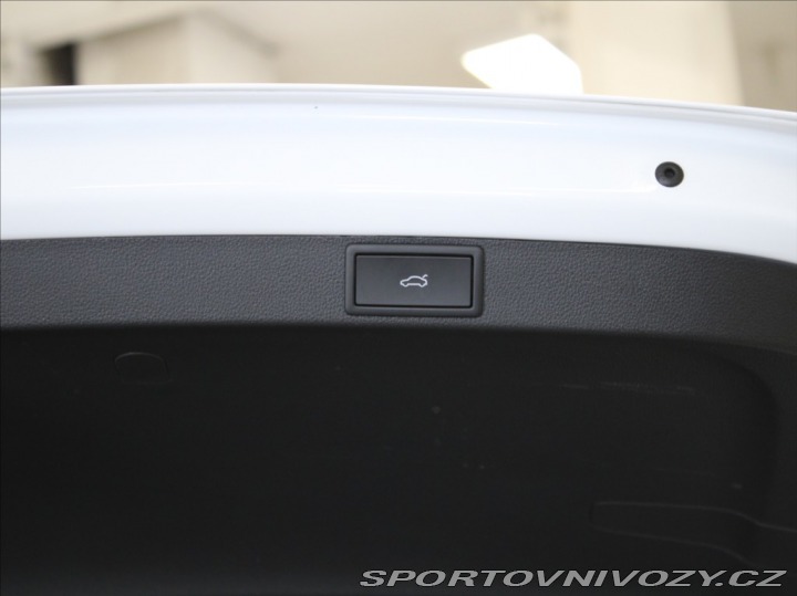 Škoda Octavia RS 2,0 TSi 195kW RS HeadUP D 2025