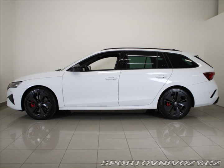 Škoda Octavia RS 2,0 TSi 195kW RS HeadUP D 2025