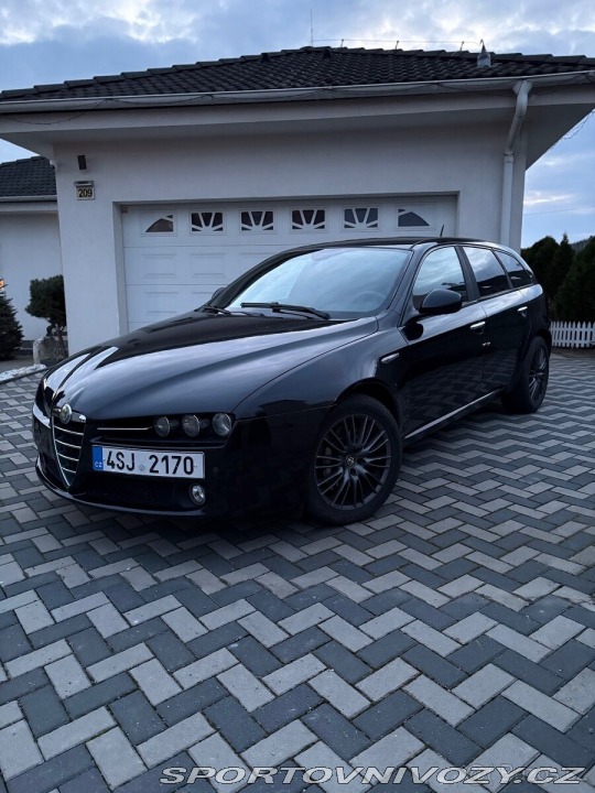 Alfa Romeo 159 2,4 Sportwagon JTD 147 2010