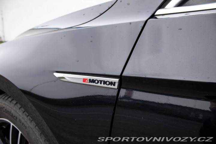 Volkswagen Ostatní modely Passat Variant Variant  2.0 Highline 4Mo 2015