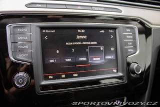 Volkswagen Ostatní modely Passat Variant Variant 2.0 Highline 4Mo 2015