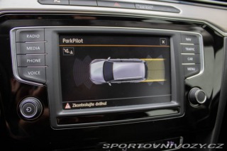 Volkswagen Ostatní modely Passat Variant Variant 2.0 Highline 4Mo 2015