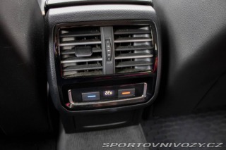 Volkswagen Ostatní modely Passat Variant Variant 2.0 Highline 4Mo 2015