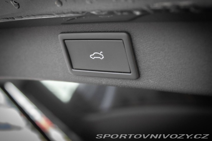 Škoda Elroq Sportline 85-210kW / 5 r 2025