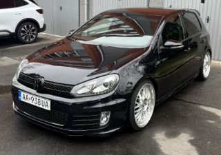 Volkswagen Golf Gti edice 35