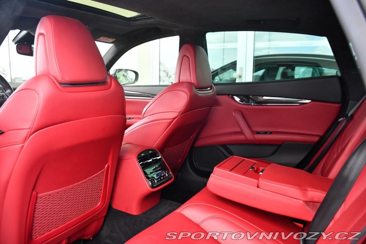 Maserati Quattroporte SQ4 GRANSPORT 3.0 V6 K360 2018