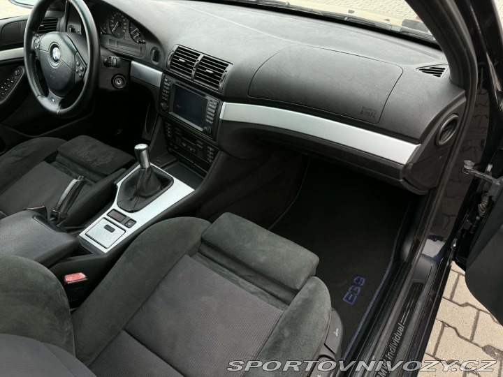 BMW 5 BMW E39 525i 6 válec 2001