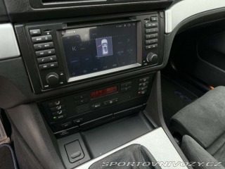 BMW 5 BMW E39 525i 6 válec 2001