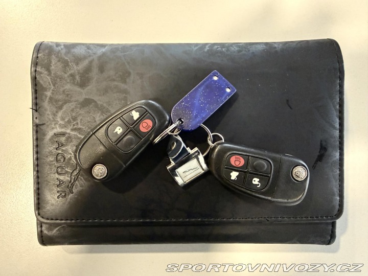 Jaguar X-Type 3,0 V6 Kombi AWD REZERVAC 2005