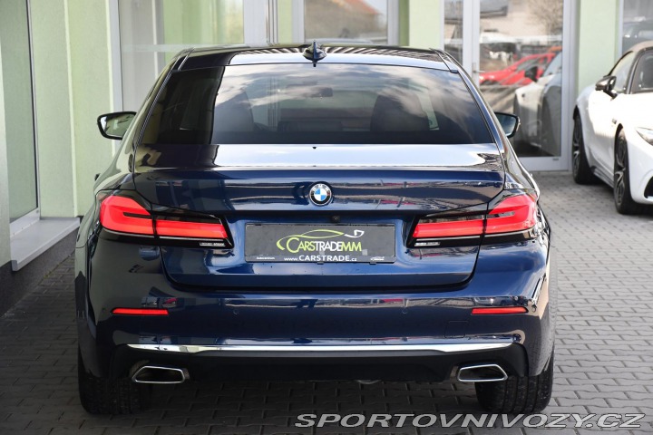 BMW 5 540i xD LUXURY HUD REZERV 2022