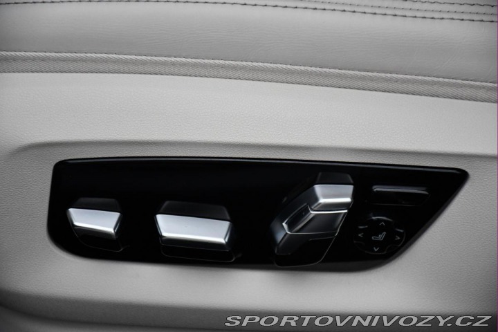 BMW 5 540i xD LUXURY HUD REZERV 2022