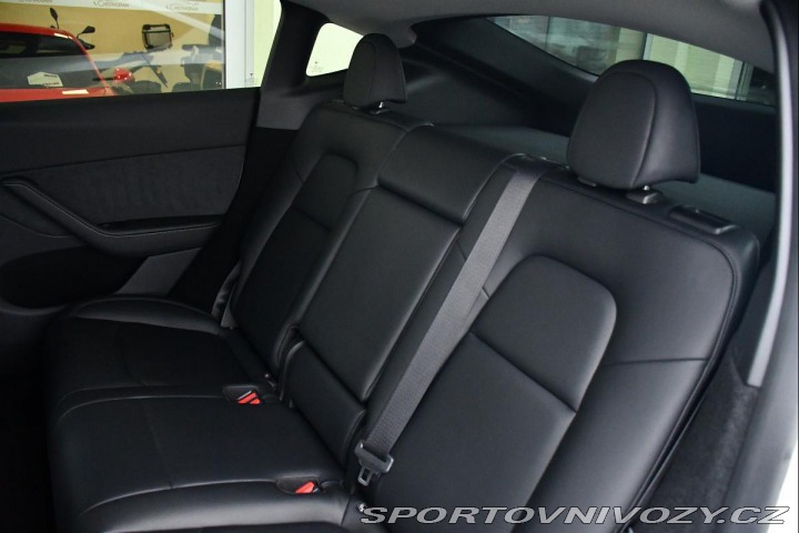 Tesla Model Y RWD STANDARD RANGE 1M 98% 2023