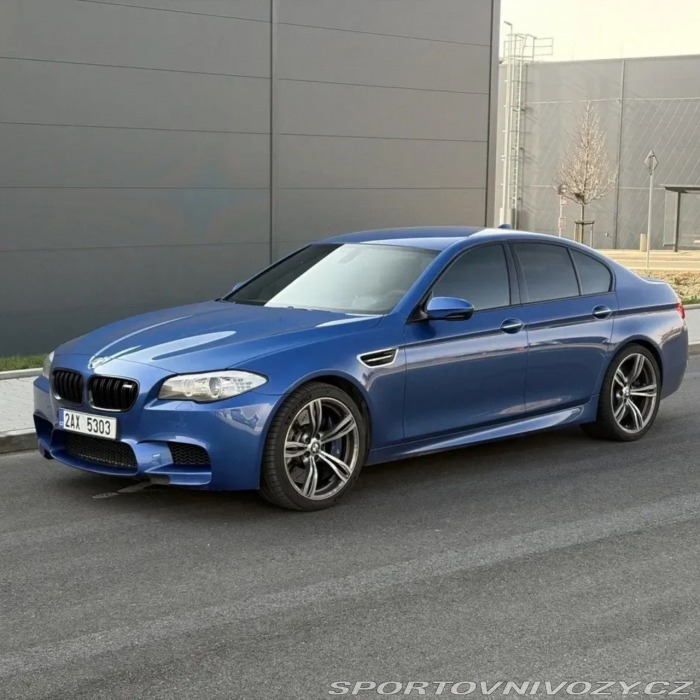 BMW M5 