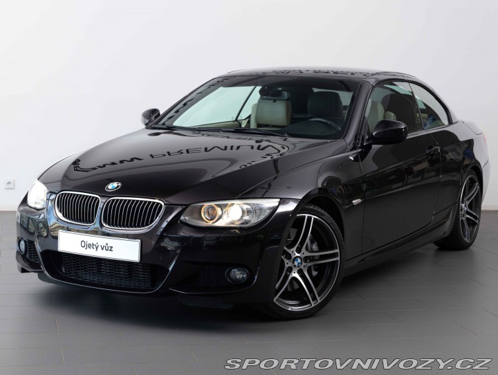 BMW 3 335i - manuál + zadokolka 2011