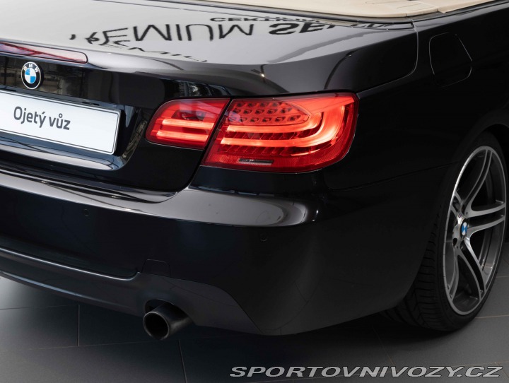 BMW 3 335i - manuál + zadokolka 2011