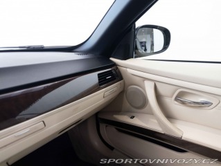 BMW 3 335i - manuál + zadokolka 2011