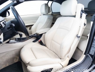 BMW 3 335i - manuál + zadokolka 2011