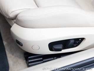 BMW 3 335i - manuál + zadokolka 2011