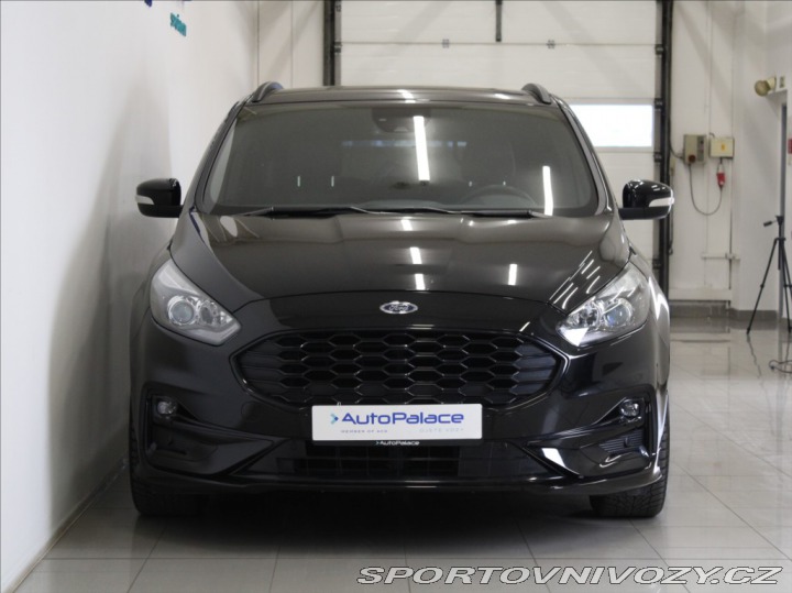 Ford Ostatní modely S-MAX 2,5 Hybrid 140kW ST-Line 2022