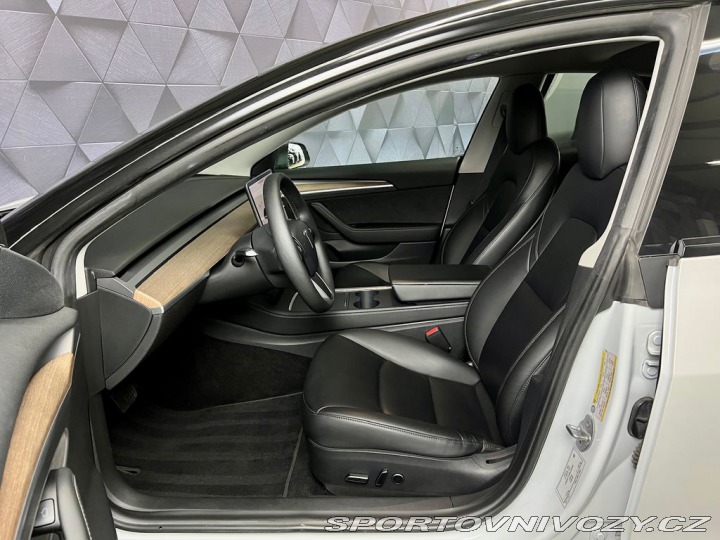 Tesla Model 3 RANGE PLUS, RWD, MATRIX 2021