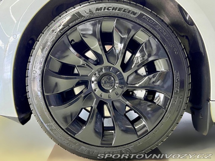 Tesla Model 3 RANGE PLUS, RWD, MATRIX 2021